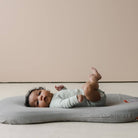 Housse en mousseline pour coussin Snuggle Me Lounger Curve - Pierre - Institut MAIA