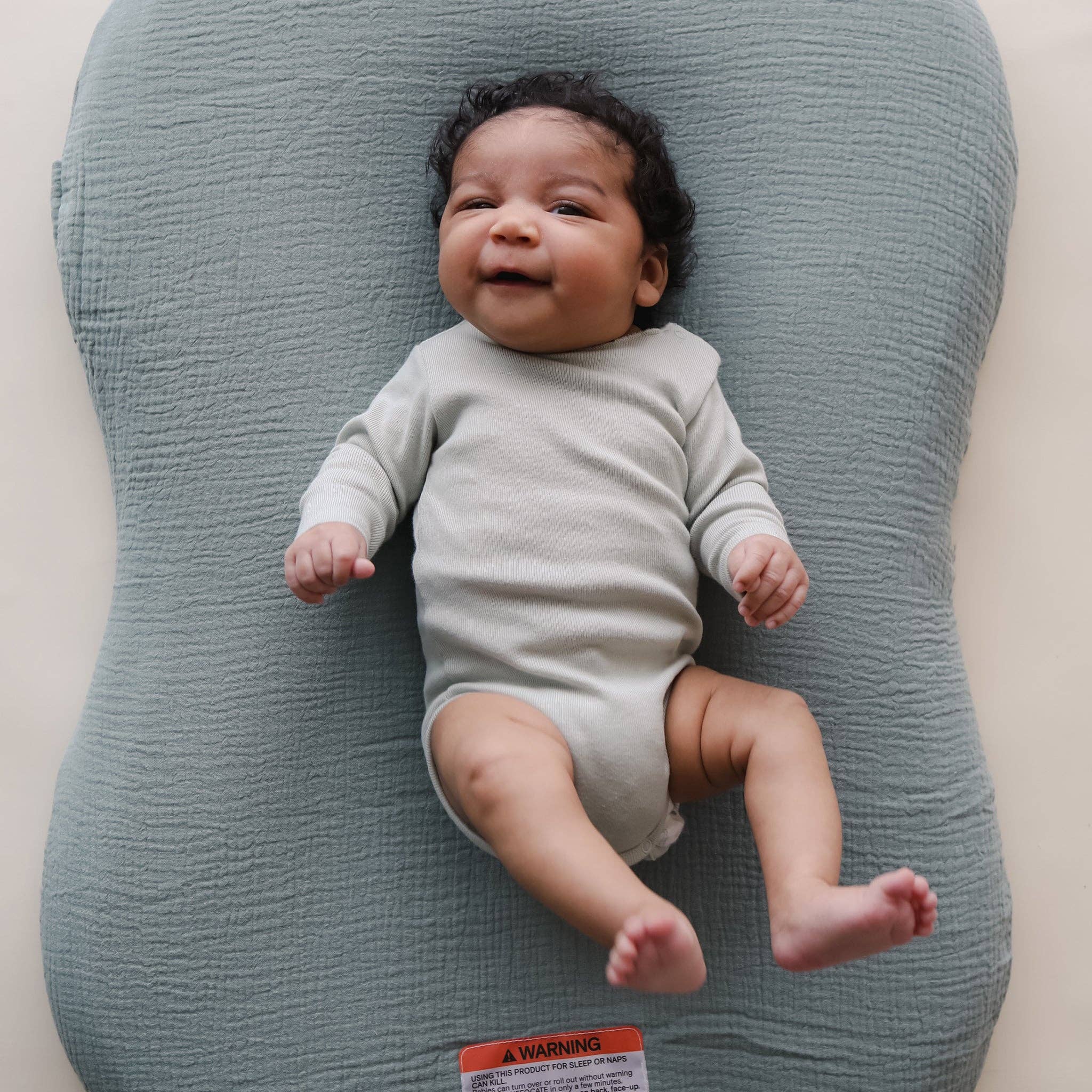 Housse en mousseline pour coussin Snuggle Me Lounger Curve - Ardoise - Institut MAIA