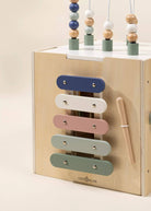 Cube d'activités en bois - Institut MAIA