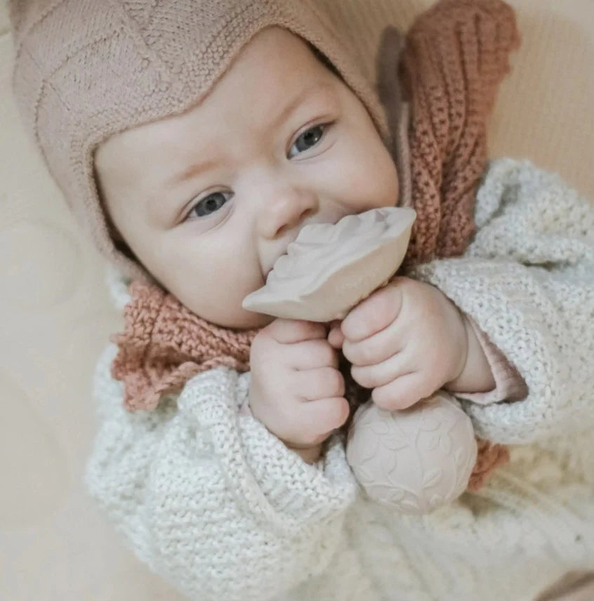 HOCHET EN CAOUTCHOUC NATUREL ROSE - Institut MAIA