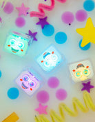 CUBE LUMINEUX BLEU - BLAIR - Glo Pals - Institut MAIA
