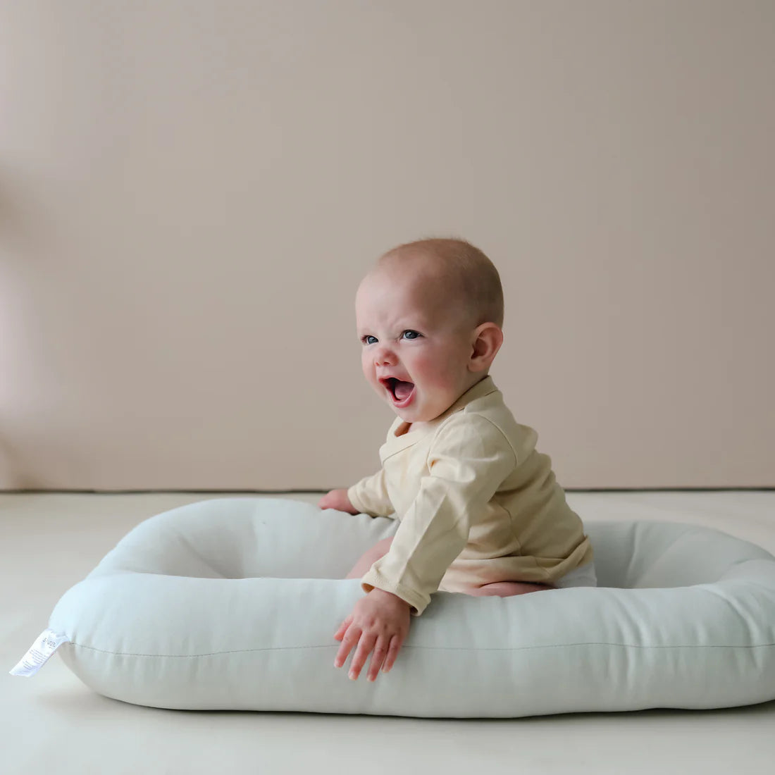 COUSSIN - SNUGGLE ME - Institut MAIA