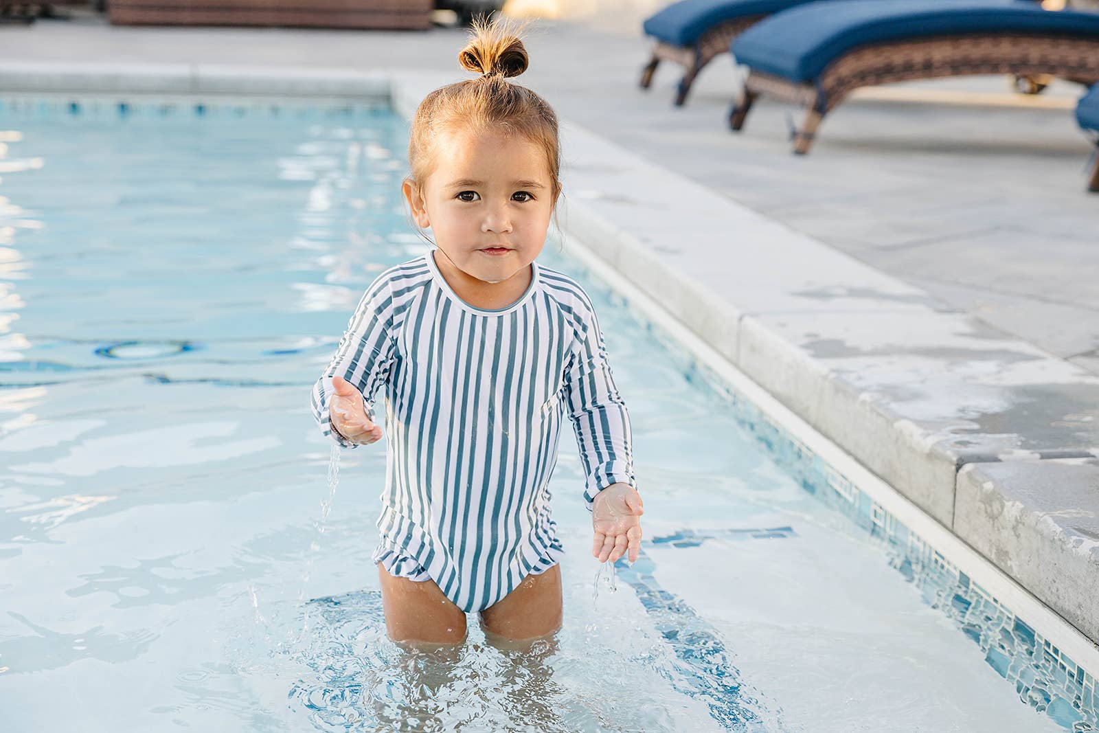 MAILLOT RUFFLE RASHGUARD - Institut MAIA