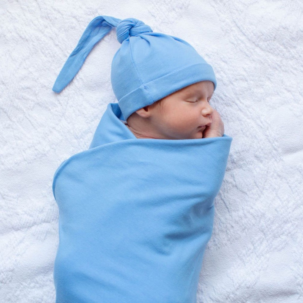 ENSEMBLE COUVERTURE ET BONNET - BLEU CIEL - Institut MAIA