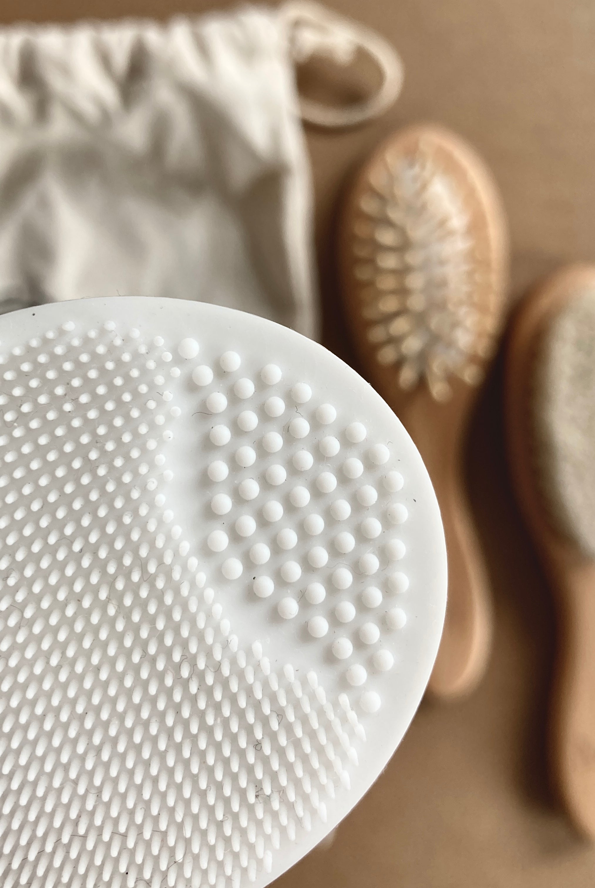 ENSEMBLE DE 4 BROSSES POUR BÉBÉ - Institut MAIA