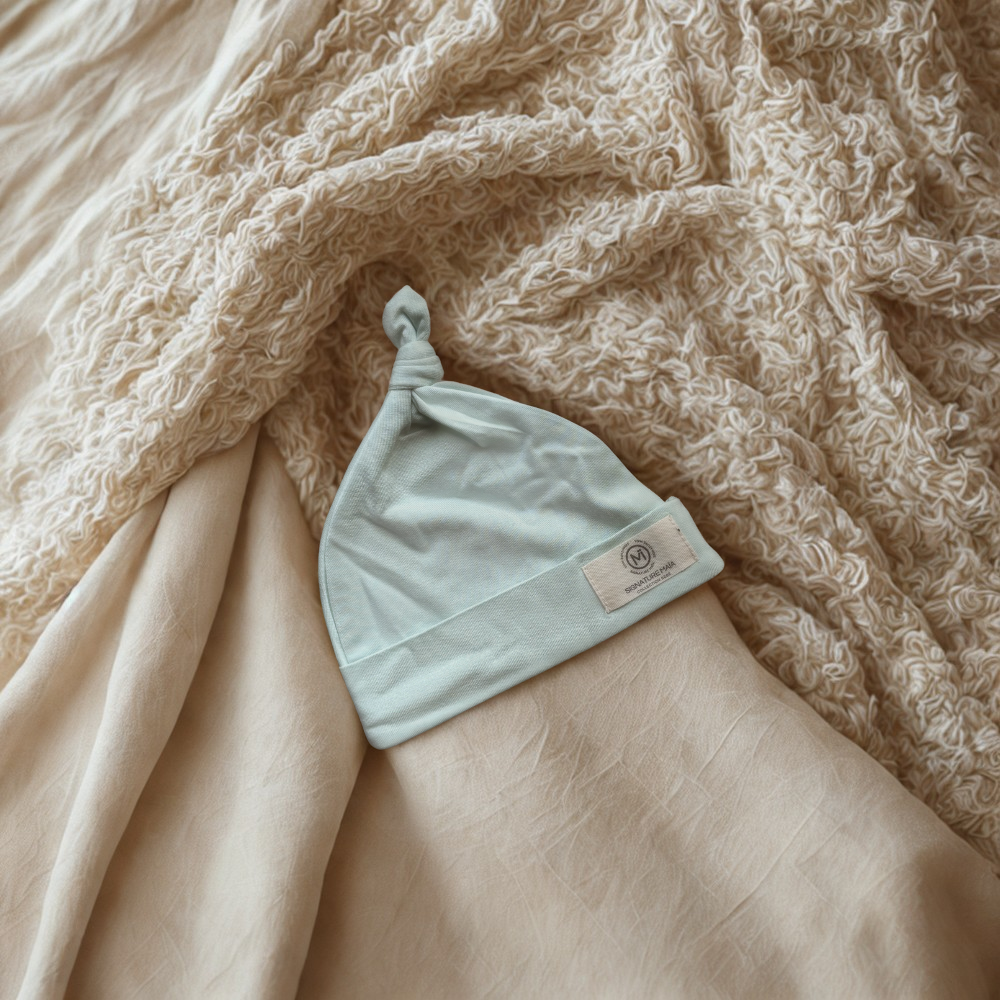 BONNET DE NAISSANCE RHÉA - Institut MAIA