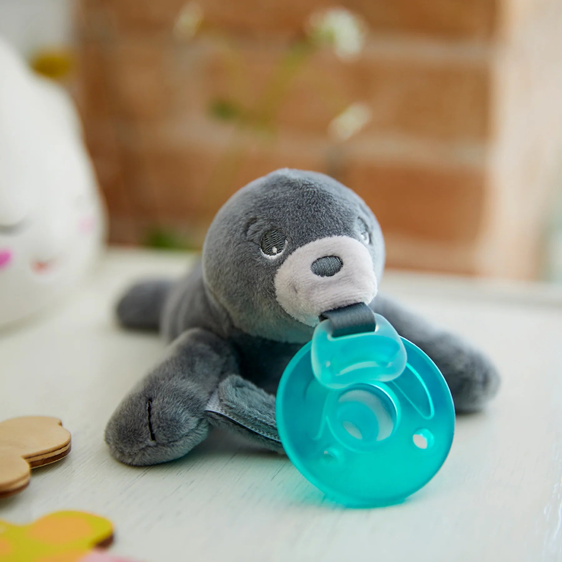 Doudou Soothie - Phoque - Institut MAIA